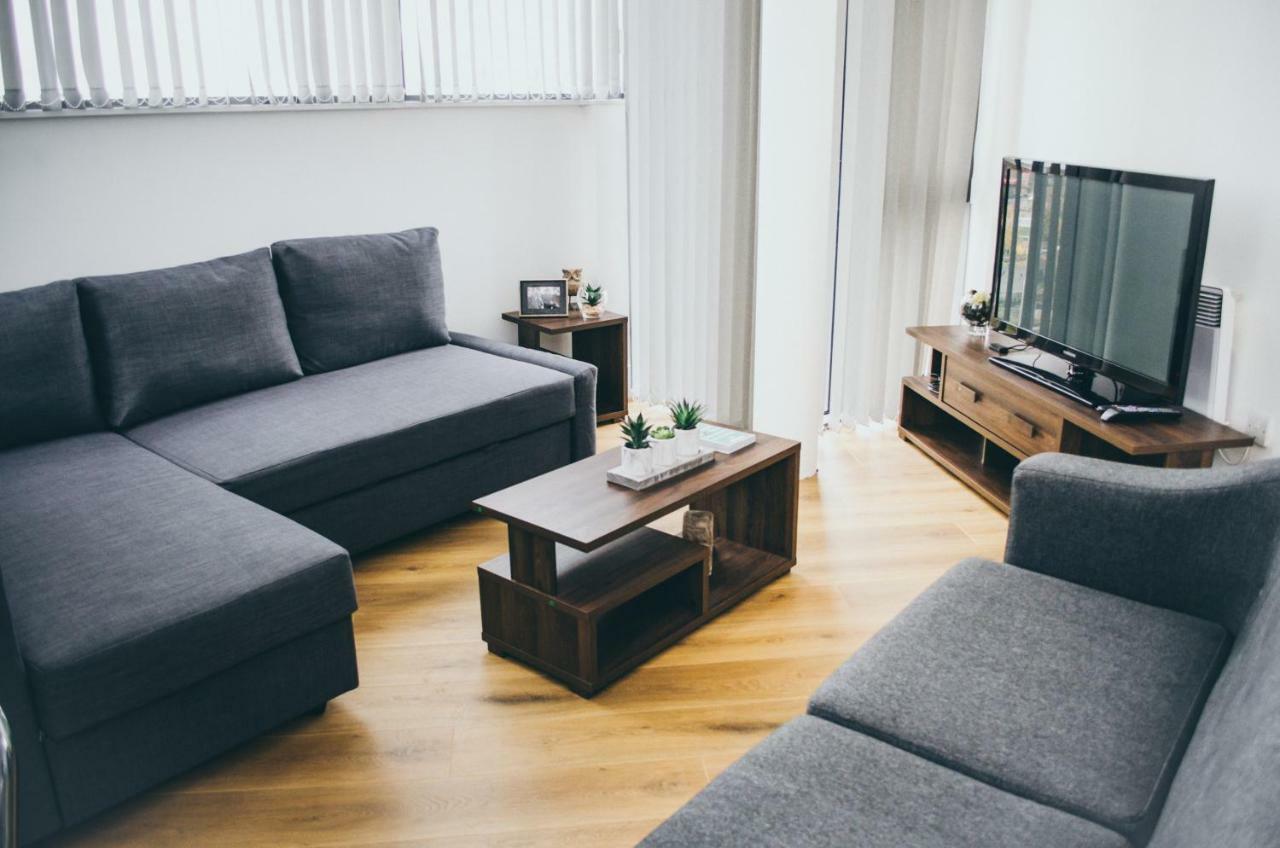 Penthouse In Liverpool City Centre - Free Parking - Balcony - By Happy Days Exterior foto